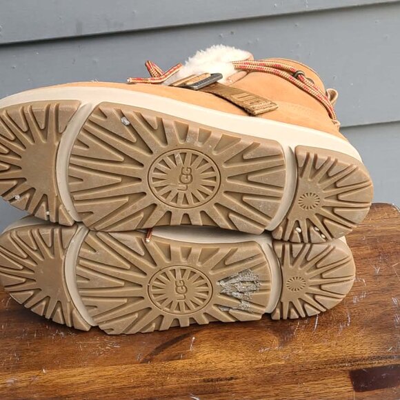 UGG Classic Weather Hiker Chestnut Suede Off White Shearling size 9 - Picture 3 of 13